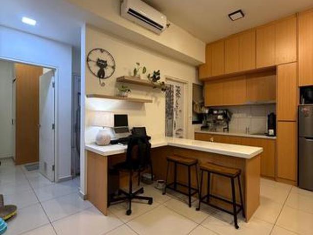 Fully Renovated 2 Rooms Apartment in Habitus Denai Alam For Sale