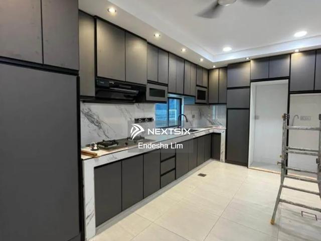 Fully renovated 2 storey cluster house @ caranday park setia tropika, good condition cluster house unit. View to offer