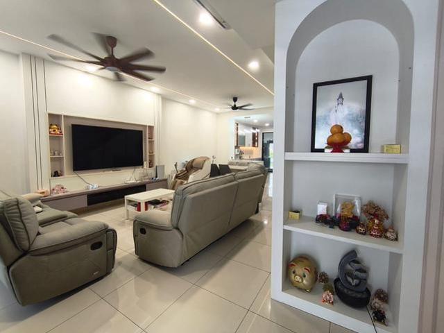 Fully Renovated 2 Storey Endlot Central Park Laman Harmoni Tampoi