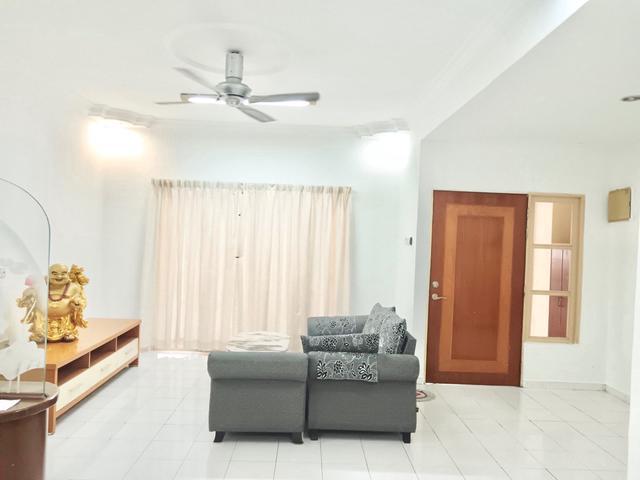 Fully Renovated 2 Storey Intermediate Corner Taman Desa Palma