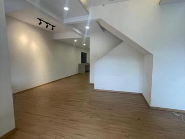 Fully Renovated 2 Storey Nusantara Nusaria Gelang Patah Medium Cost