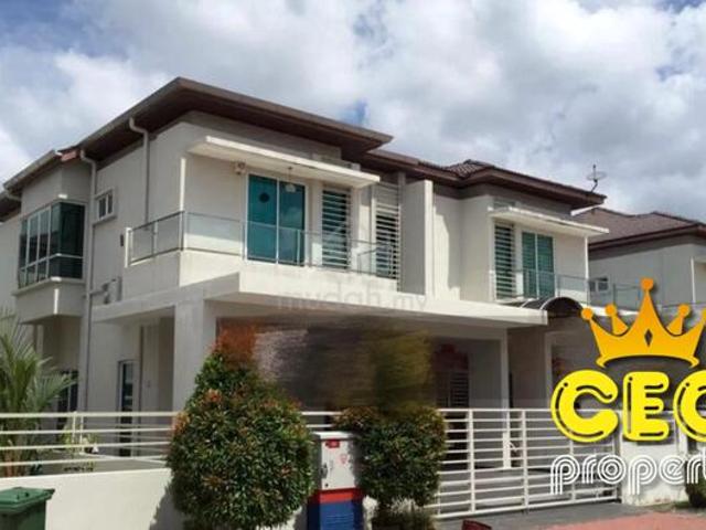 Fully Renovated 2 Storey SemiD Pearl Residence Villa Mutiara