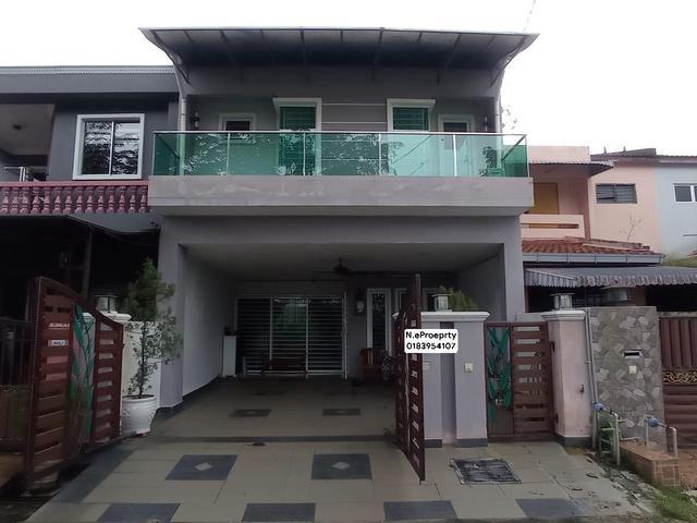 FULLY RENOVATED 2 Storey Terrace Taman Sri Serdang