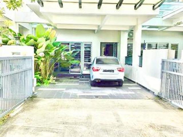 Fully Renovated 2 storey Terrace Aindsdale Santai