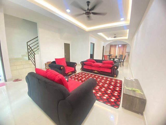 FULLY RENOVATED 2 Storey Terrace Impiana Villa Taman Tuanku Jaafar