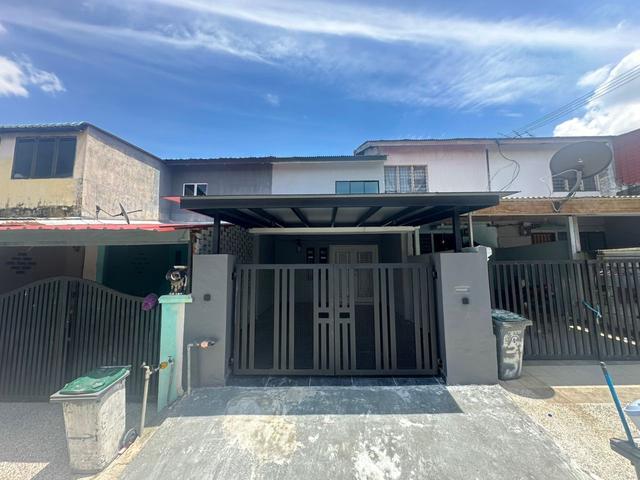 Fully Renovated 2Stry Jln Lading Tmn Puteri Wangsa Ulu Tiram