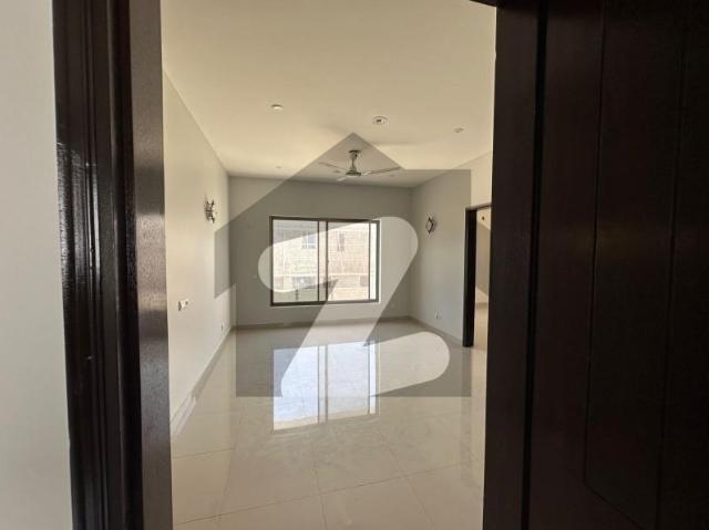 Fully renovated 300 yard bungalow available for rent phase 4 dha phase 4