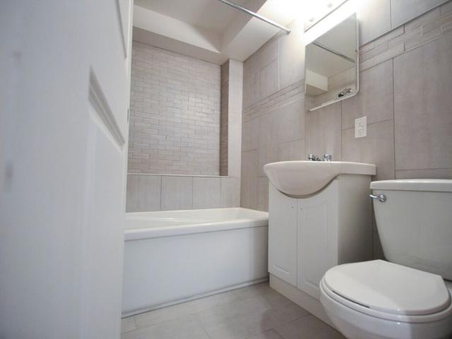 Fully Renovated 4.5 Cote­des­Neiges 307
