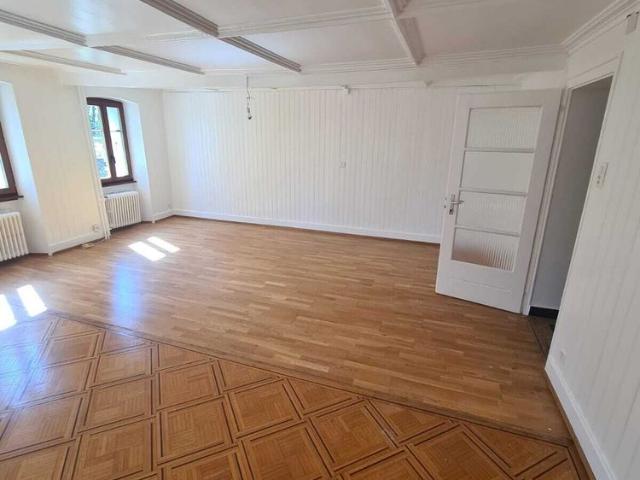 Fully renovated 4.5 room duplex apartment on the 1st floor