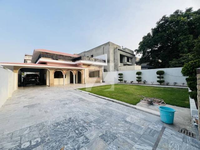 Fully Renovated 4 Beds Luxury House Available For Rent In F 8