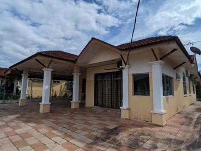 FULLY RENOVATED 5403sf 5 Room 1 sty Banglow Taman Lapangan SSI IPOH
