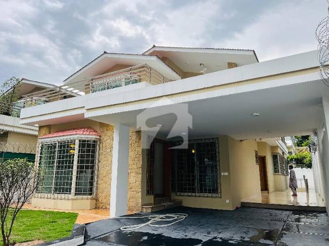 Fully Renovated 5 Beds Luxury House Available For Rent In F 8