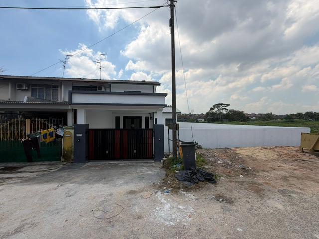 Fully Renovated Corner Lot 2Stry Jln Anggerik Tmn Johor Jaya