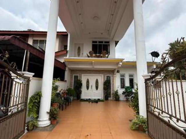 FULLY RENOVATED CORNER LOT Taman Nusa Damai PGudang For Sale