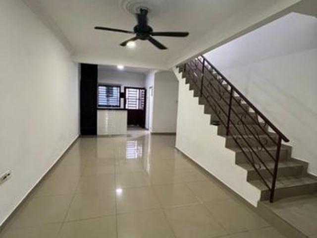Fully Renovated Corner Pasir Gudang Low Cost