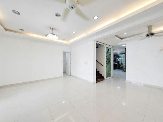 FULLY RENOVATED COST 300K With APPROVALTaman Mutiara Indah Puchong