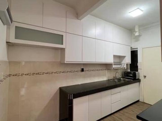 FULLY RENOVATED CANTIK Banjaria Court