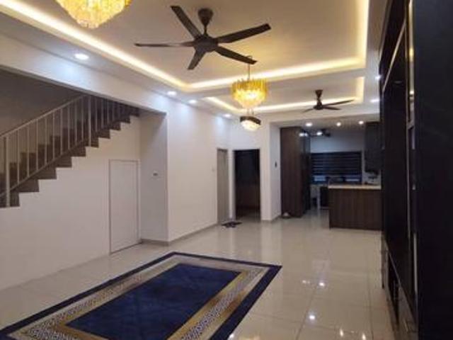 FULLY RENOVATED CANTIKDouble Storey Terrace House Sempurna Damai