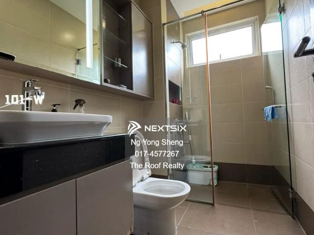 Fully renovated and extended single storey terrace with loft, tiled car porch, 3 bedrooms and 2 bathrooms. Freehold, 22x70, near Taman Universiti and Sri Skudai