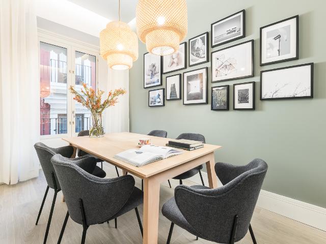 Fully renovated apartment next to Royal Palace