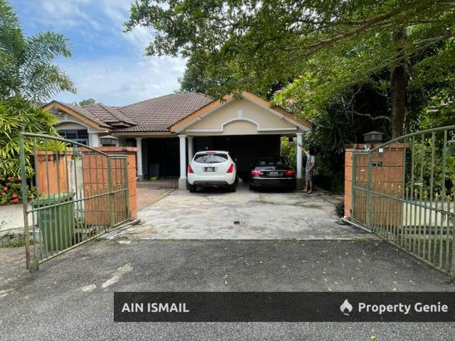 [FULLY RENOVATED] BANGLO SETINGKAT INDERA MAHKOTA 2, KUANTAN