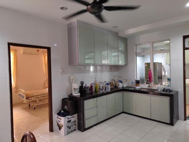 Fully renovated bungalow double storey 40x80 aman perdana