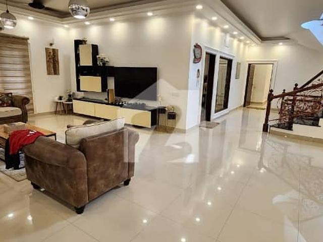 Fully Renovated Bungalow With Full Basement For Sale In DHA Phase 6 Bukhari Par Masjid Already Rented