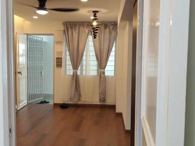 Fully renovated Green Garden Condominium