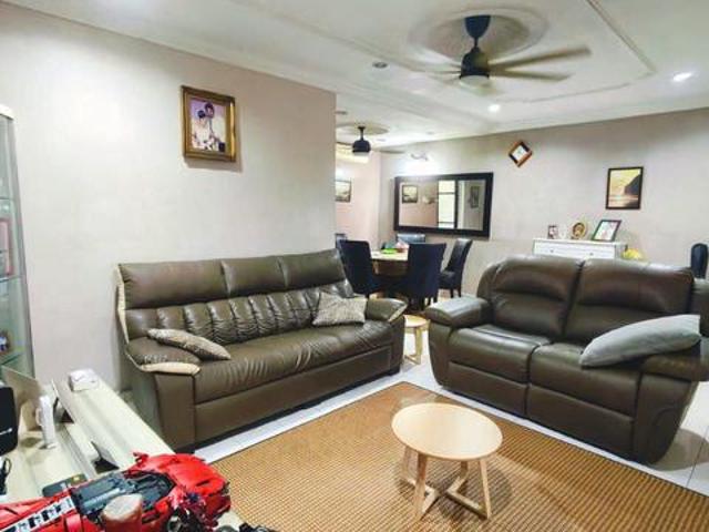 FULLY RENOVATED Double Storey Taman Teluk Gedung Indah Port Klang f