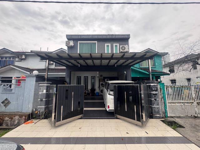 Fully Renovated Double Storey Taman Megah Ria Masai