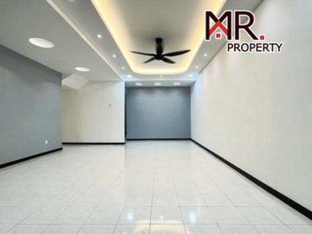 FULLY RENOVATED Double Storey Terrace Bandar Amanjaya FOR SALE