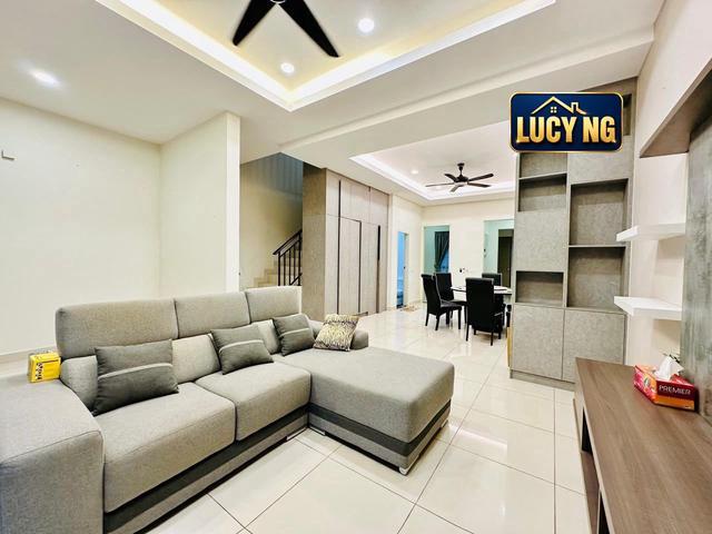 Fully Renovated Double Storey Terrace House Eco Meadows