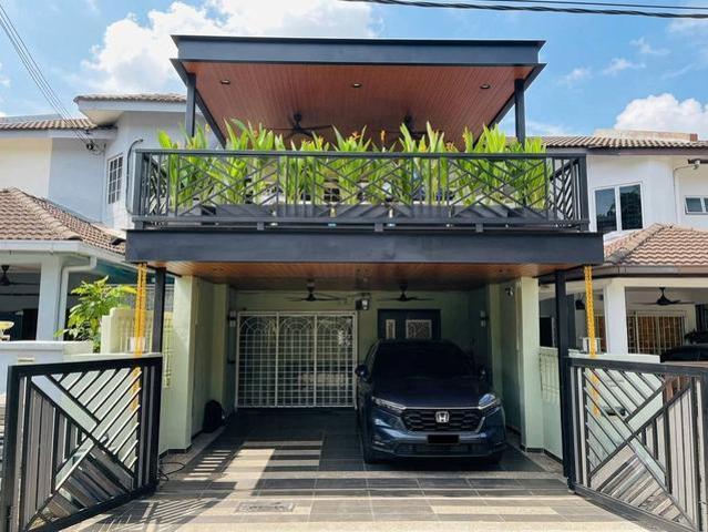 Fully Renovated Double Storey Terrace House Taman Desa Serdang