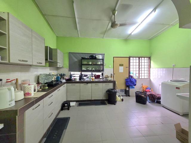 FULLY RENOVATED Double Storey HOUSE Taman Sinaran Cheras Balakong