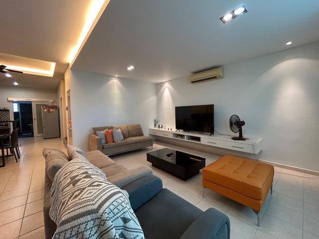 Fully Renovated Double Storey Kota Glomac 4R3B GG Extended Laksaman