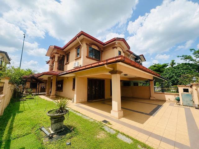 Fully Renovated Double Storey Semid Taman Taming Maju