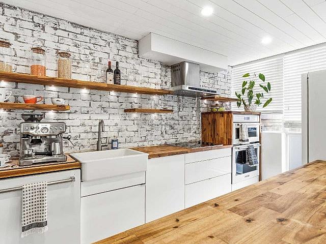 Fully Renovated Downtown Condo For Sale