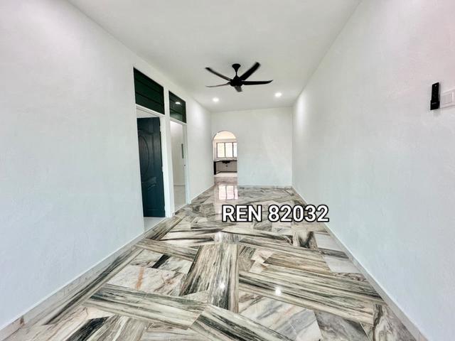 Fully Renovated Extended Chinese neighbour Good location