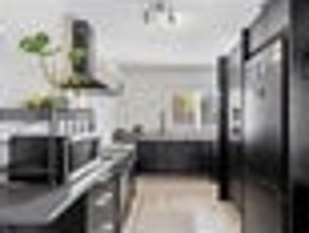 Fully Renovated Family Home + Sleepout
