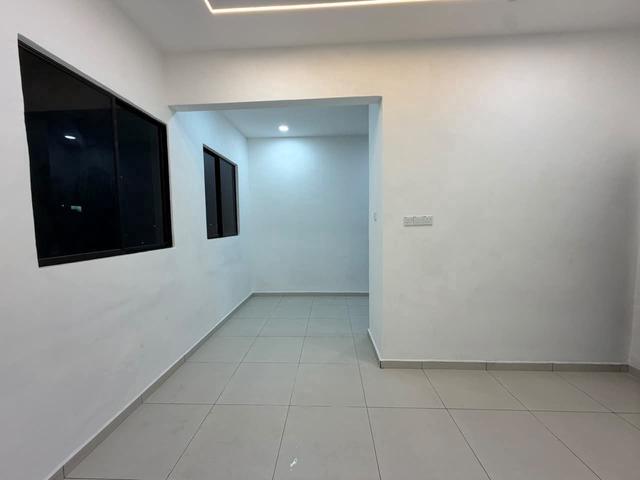Fully Renovated Flat Jln Camar Tmn Perling