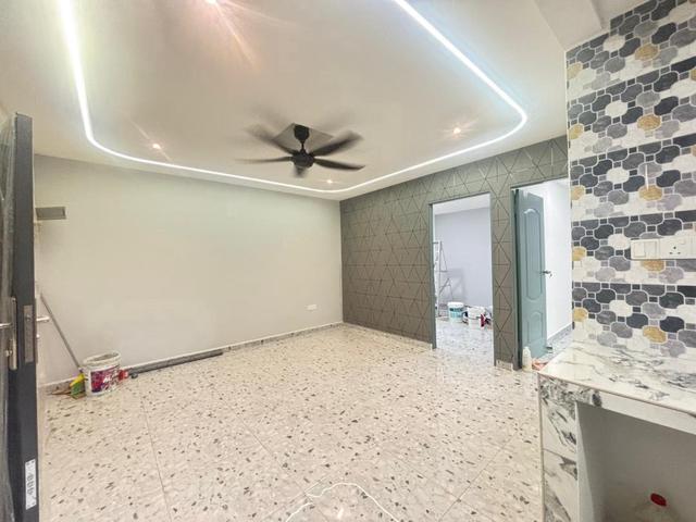 Fully Renovated Flat Selesa Jaya Skudai Ground floor