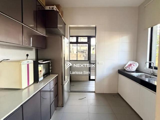 Fully Renovated Fully Extended Gated & Guarded Freehold