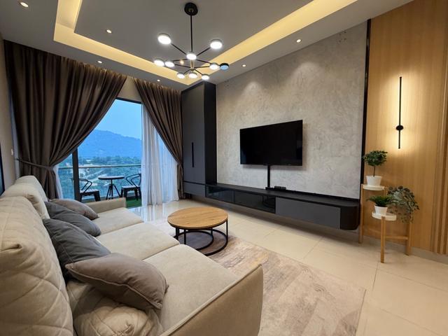 Fully Renovated Fully Furnish LegendView Condo Rawang