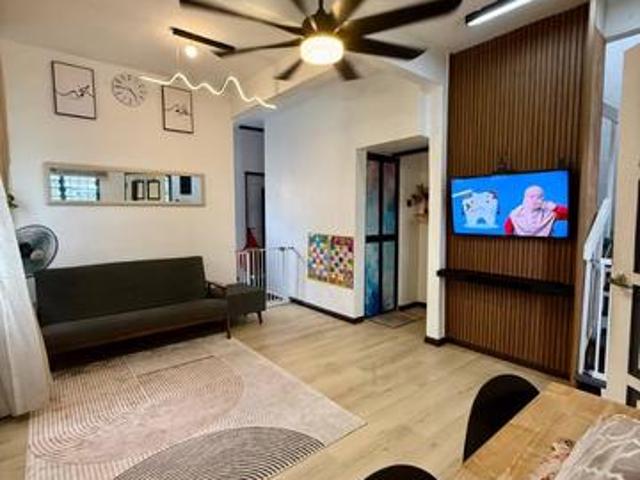 FULLY RENOVATED FULLY FURNISHED Low Cost Di Kajang