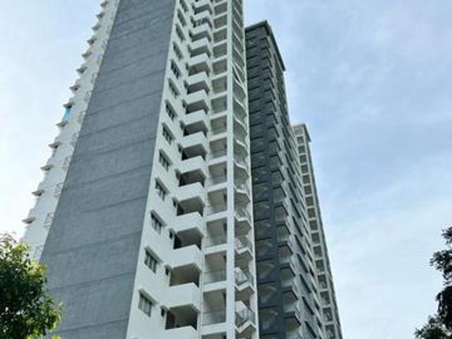 Fully Renovated Furnished High Level Condo Unit in Crystal Creek