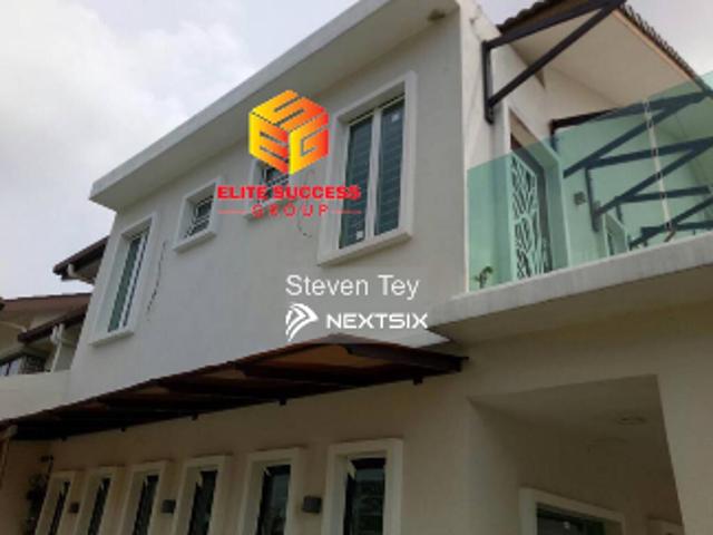 Fully renovated, kitchen extension, upstair room extension, with balcony, built in wardrobes all bedroom and kitchen table top with cabinet Wet kitchen and dining hall extended