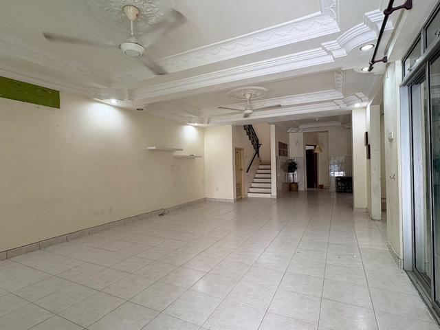 Fully renovated Jalan Harmoni 4 taman nusa damai pasir gudang