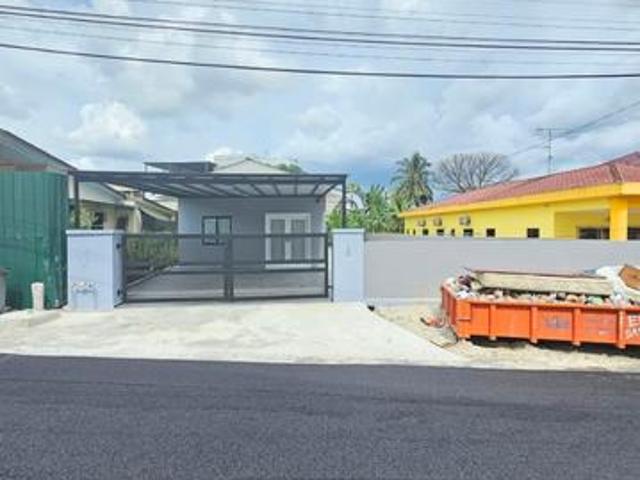 Fully Renovated Lima Kedai Single Storey Bungalow