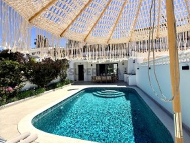 Fully Renovated Luxury Townhouse in Vale do Lobo