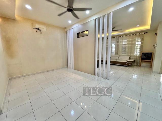 Fully Renovated Move in Condition Superlink House 24x75 Kemuning Bayu